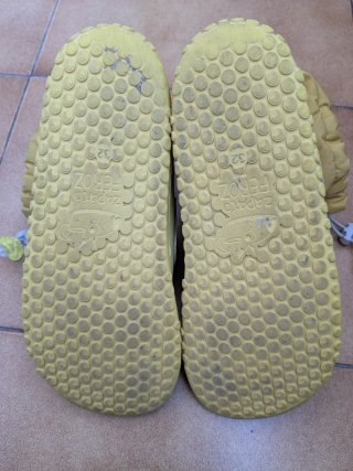 Botas Bernia Zapato Feroz Talla 32 Amarillas
