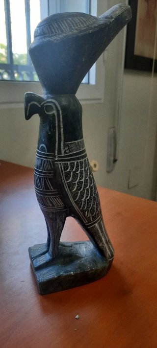 Escultura Horus Egipto Piedra Oscura