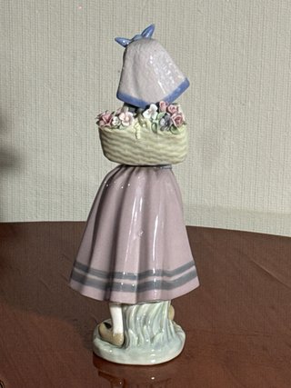 Figura Lladró La Campesina