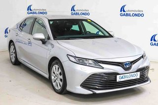 Toyota Camry 2.5 220H Advance