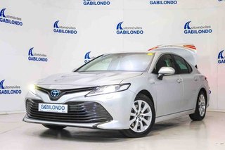 Toyota Camry 2.5 220H Advance