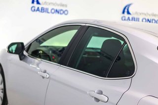 Toyota Camry 2.5 220H Advance