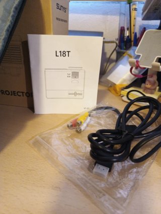 Proyector Sunys L18T