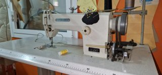 Máquina de coser Yamato OCZ-221-D1