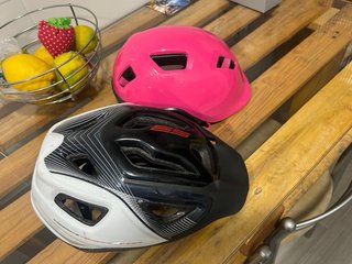 Casco bici (1 per bambini/1 per adulti)