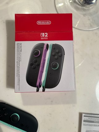 Joy-Con Verde y Morado Nintendo Switch 2