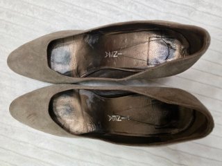 Zapatos de tacón beige/gris talla 38