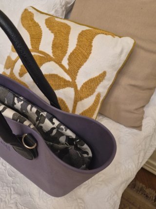 Bolso O bag Morado y Negro