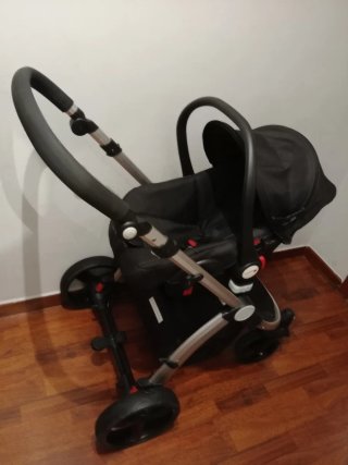 Carro de bebé negro y gris 3 en 1