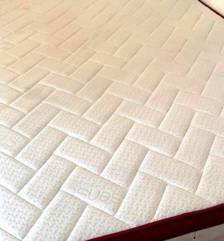 Somier ikea y colchón viso elástico 1,35