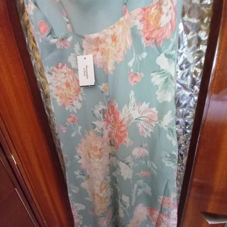 A&F floral aqua dress / vestido verde agua M NWT