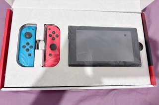 Nintendo Switch + Accesorios