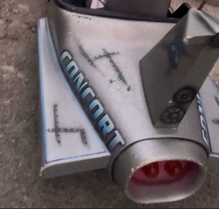 Atracción de feria nave espacial vintage