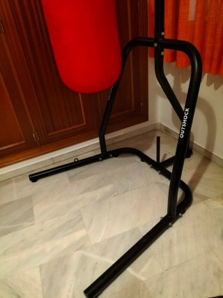 SOPORTE para Saco de boxeo Outshock de Decathlon