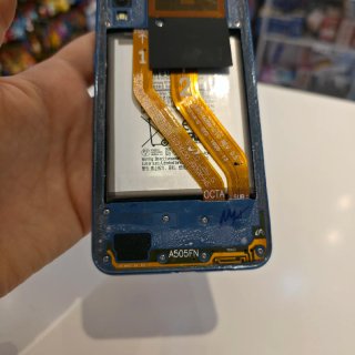 Samsung Galaxy A50