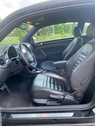 Volkswagen Beetle 2012