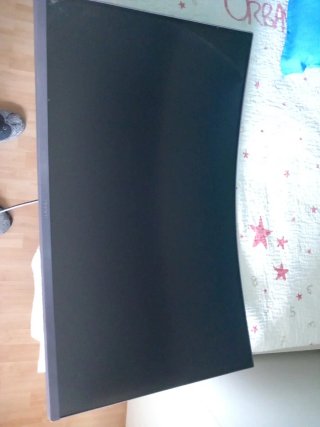 2 Monitores LG 2K para piezas o reparar