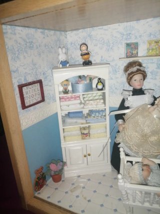 Casa de muñecas miniaturas habitación bebé Vintage