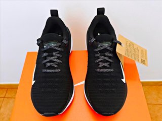 NIKE ReactX INFINITY RUN 4