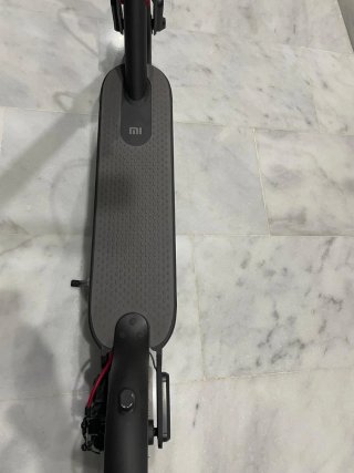 Patinete Eléctrico Xiaomi Gris