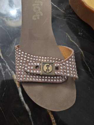 Zuecos verano Fiorucci dorados