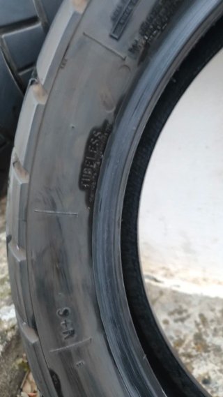 Pneumatico 140/80 R17 Tubeless TL