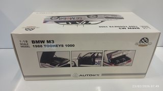 Autoart BMW M3 E30 Tooheys 1000 1/18