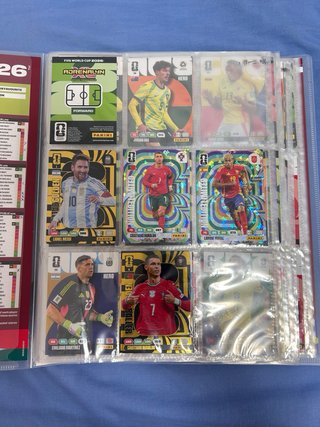 Álbum Panini Mundial 2026 + Cartas Repetida Gratis