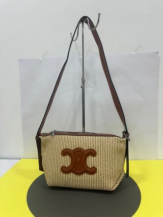 Bolso de playa de rafia y piel