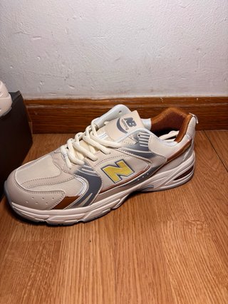 New Balance 930 Beige/Marrón