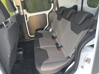 Ford E-Transit Courier 2019