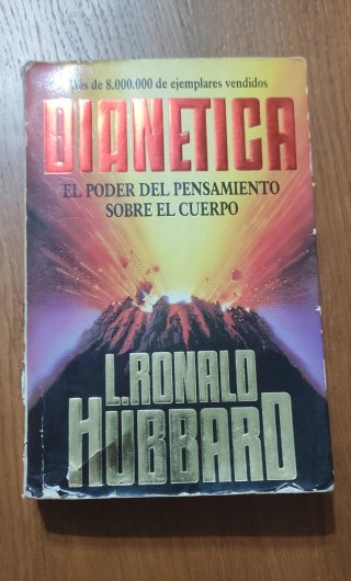 Dianética el poder del pensamiento sobre el cue...