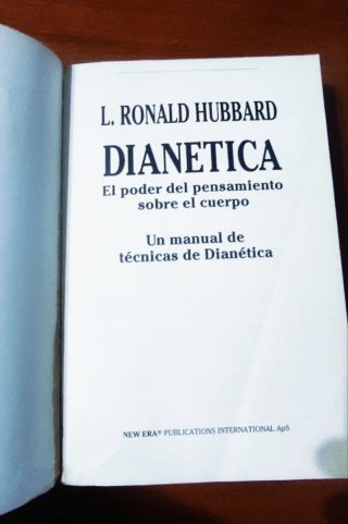 Dianética el poder del pensamiento sobre el cue...