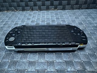 PSP 3004 Nera con Giochi