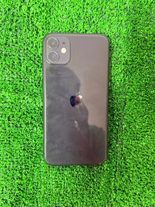IPHONE 11 NEGRO 84% CON CAJA