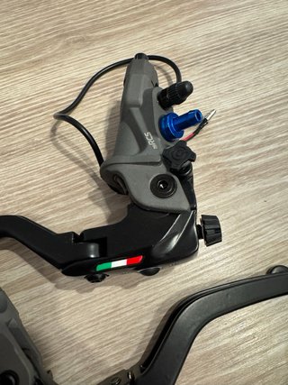Manetas Brembo 19 RCS Replica