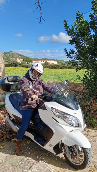 Suzuki Burgman 400 - Maxi Scooter