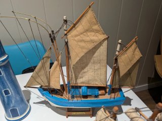 Colección de maquetas barcos y de marineros