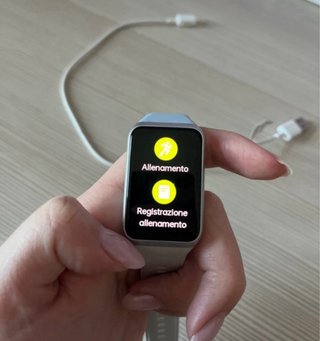 Smartwatch Argento e Bianco