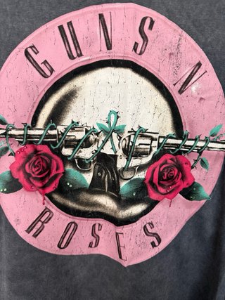 Camiseta Guns N Roses Stradivarius Talla L