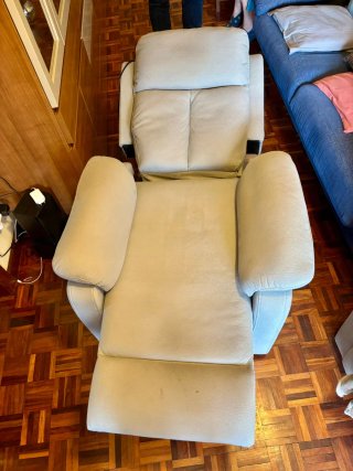 Sillón Eléctrico Reclinable Gris