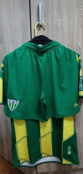 Equipamento Tondela T-shirt + Calção