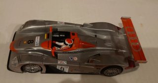 Scalextric Le Mans 2000 Audi R8
