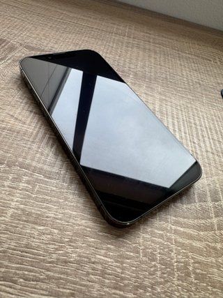 iPhone 13 Pro IMPOLUTO