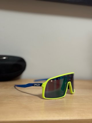 Oakley SUTRO