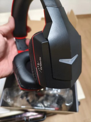 Auriculares EllerGe Negros y Rojos
