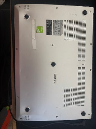 Ultrabook MSI PS42 Modern 8RA i7 Argento funzionale