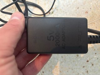 Caja PSP 2004 PB Piano Black, mas manuales, etc