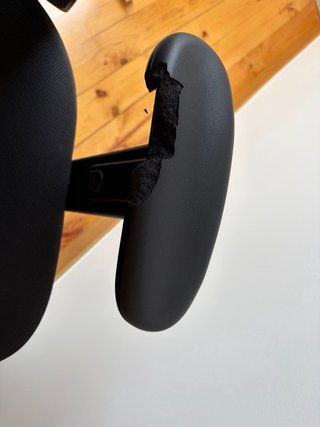 Silla ergonómica de oficina negra