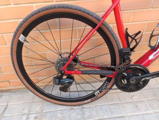 Bici Carretera/Gravel Superior Roja